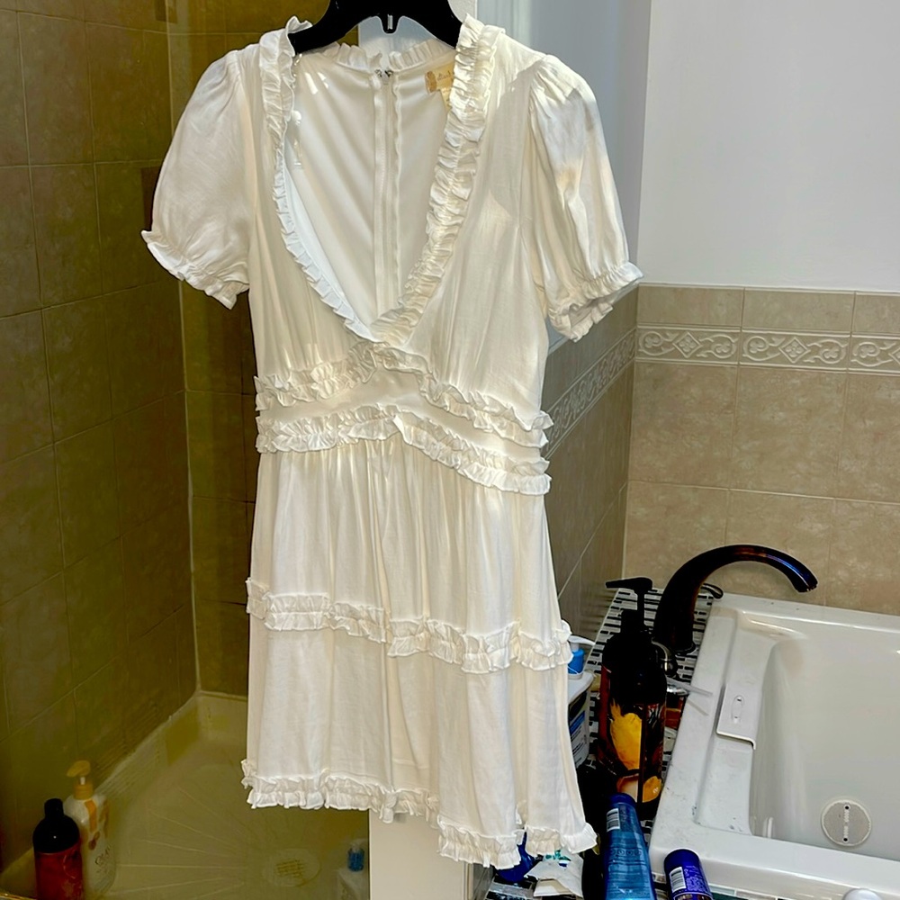 Women’s size small altered state white dress hook, and eye zipper in the back